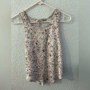 Athleta Modal Tank with cute open back Design